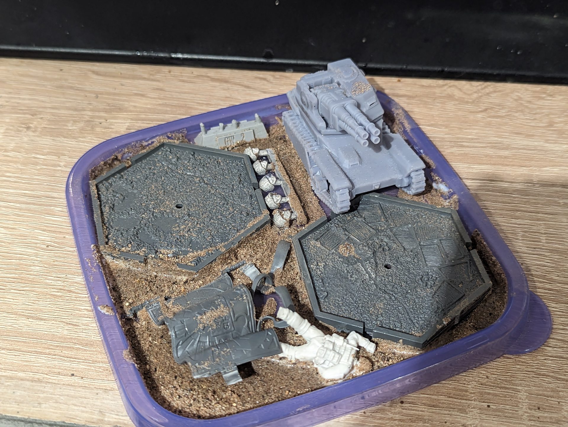 Here is a texture pallet to help you guys drybrush your minis